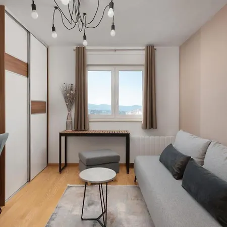 La Prima Olivia Zadar