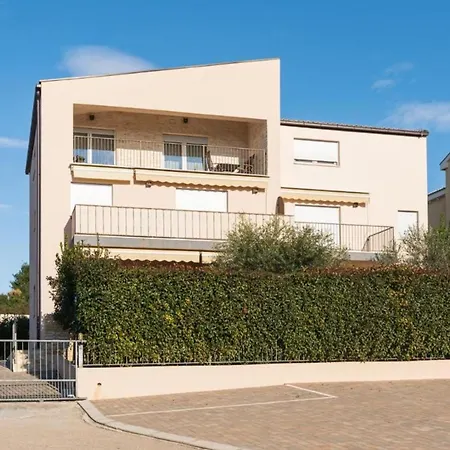 La Prima Olivia Apartment Zadar